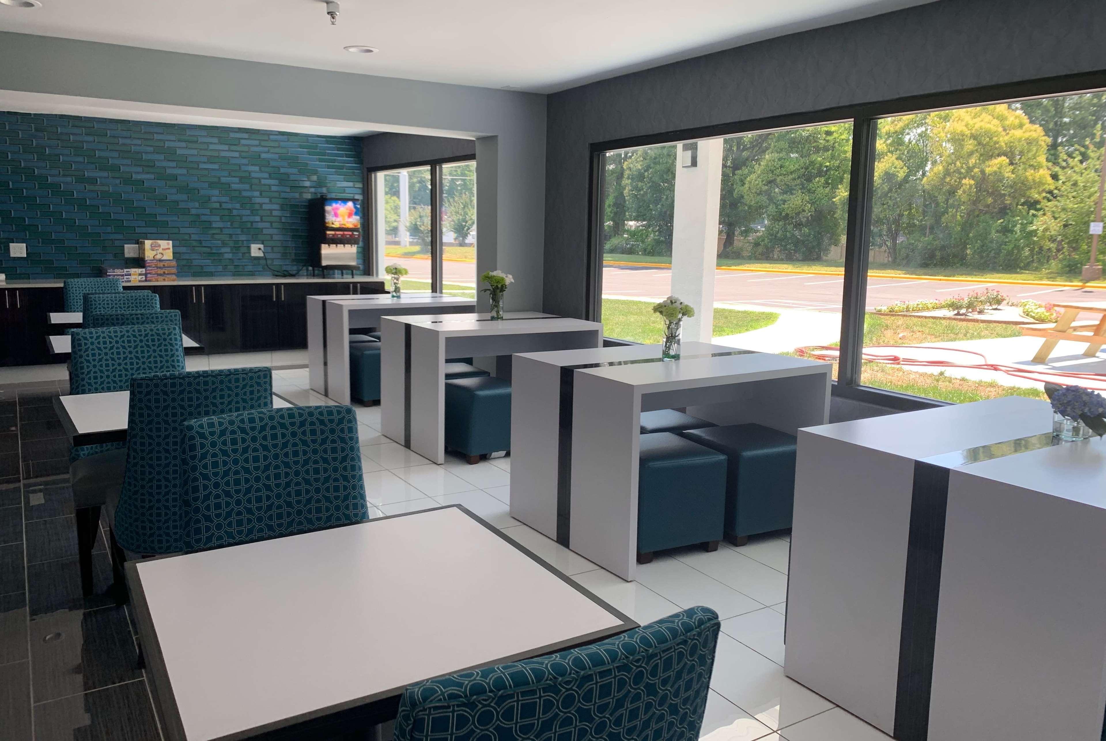 Baymont By Wyndham Charlotte University Kültér fotó